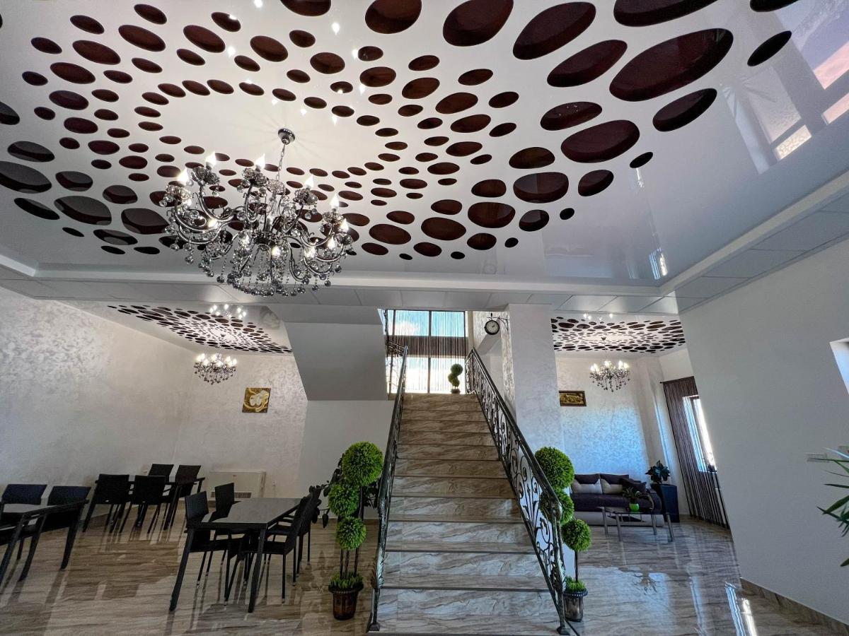 Motel Infinit Zsilvásárhely Kültér fotó