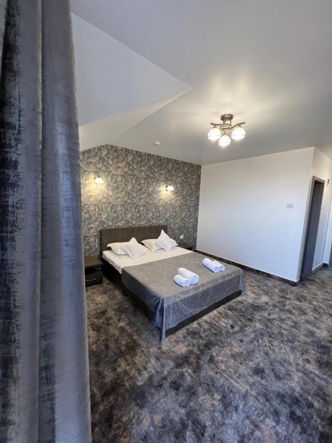 Motel Infinit Zsilvásárhely Kültér fotó