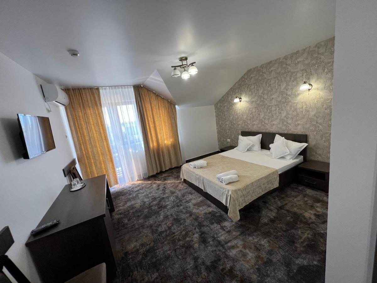 Motel Infinit Zsilvásárhely Kültér fotó