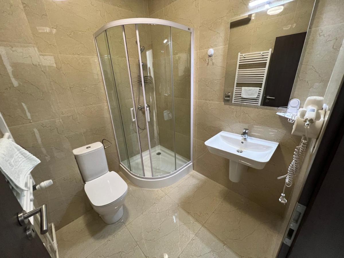 Motel Infinit Zsilvásárhely Kültér fotó