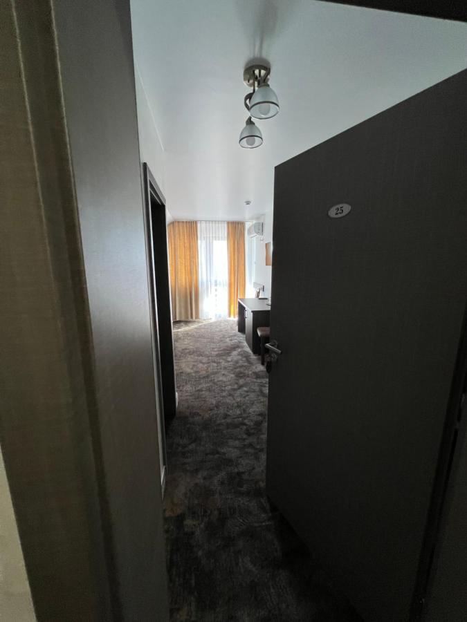 Motel Infinit Zsilvásárhely Kültér fotó
