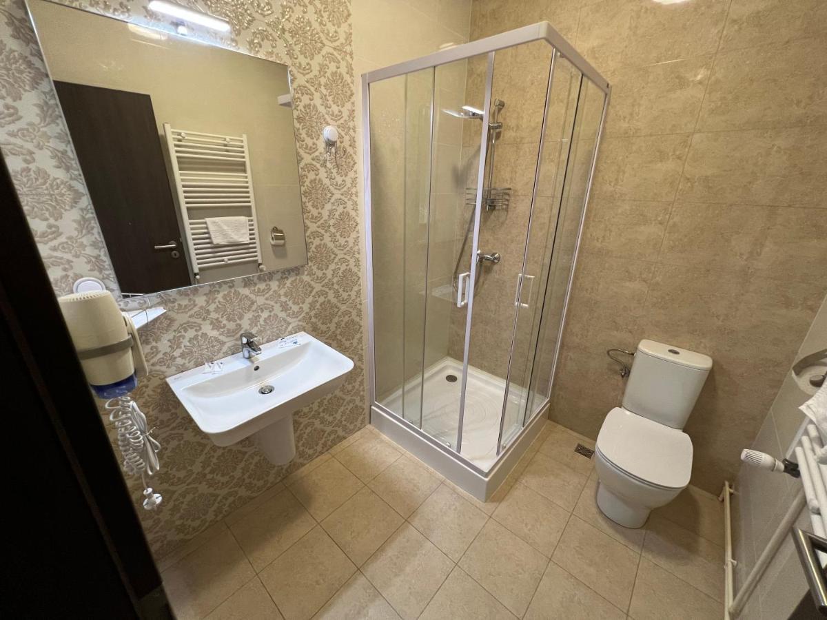 Motel Infinit Zsilvásárhely Kültér fotó