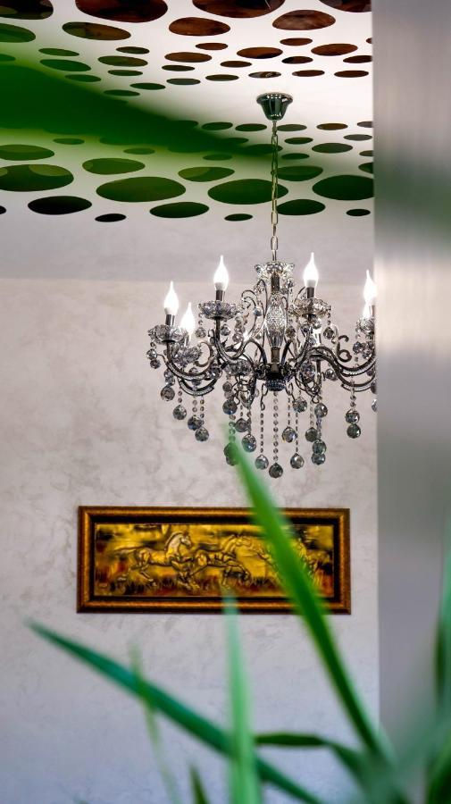 Motel Infinit Zsilvásárhely Kültér fotó
